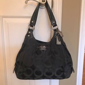 Coach Madison Maggie Shoulder Bag